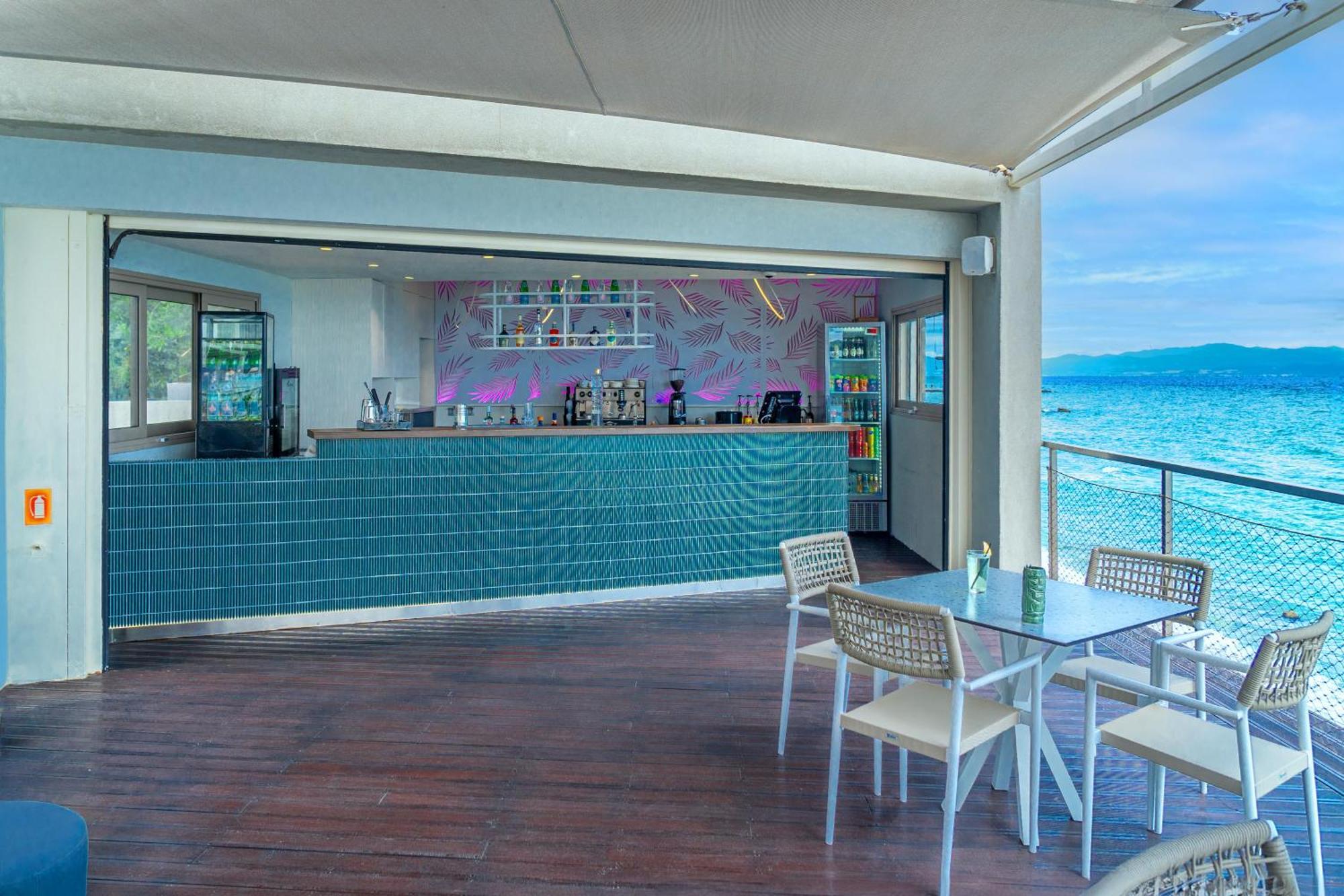 Ammon Zeus Luxury Beach Hotel Kallithea  Exterior foto